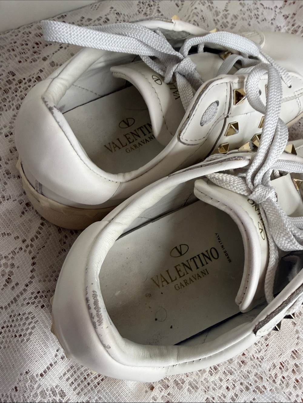 Valentino Garavani White Leather Studded Lace-Up Sneakers with gold Sz 6.5 - Picture 3 of 7